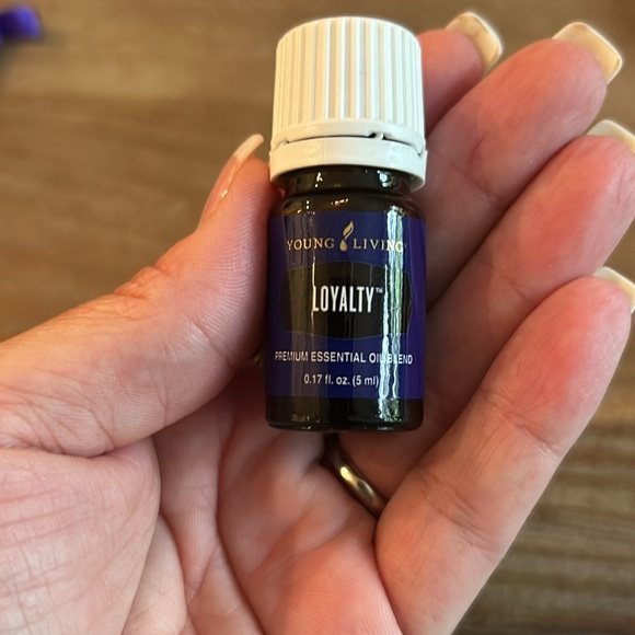 Young Living Loyalty Essential Oil 5ml. Never opened - Picture 2 of 2